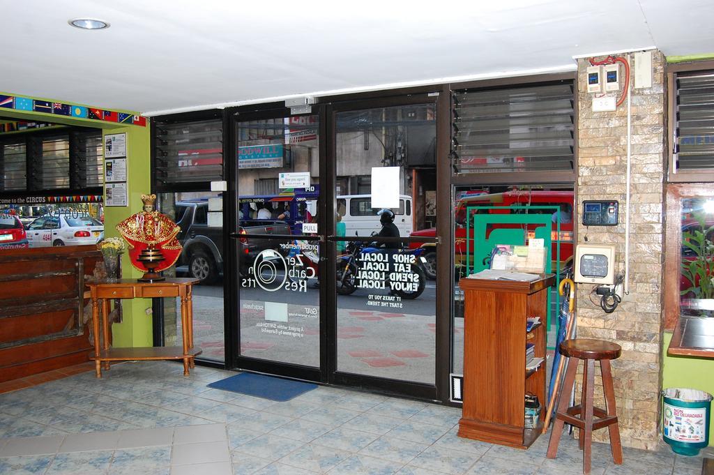Cebu Elicon House Hotel Buitenkant foto