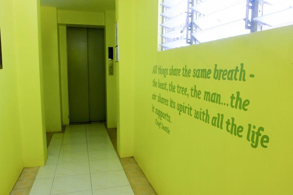 Cebu Elicon House Hotel Buitenkant foto