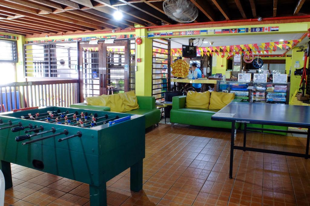 Cebu Elicon House Hotel Buitenkant foto
