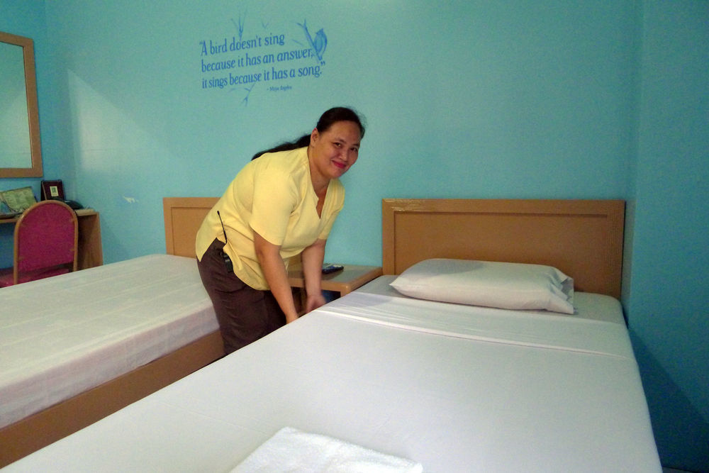 Cebu Elicon House Hotel Buitenkant foto