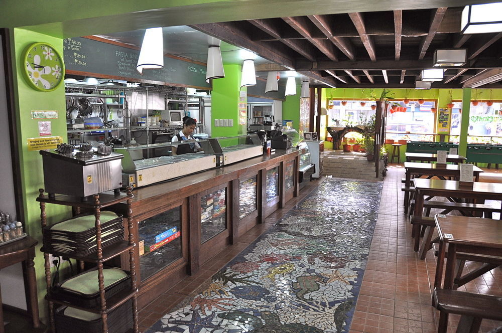 Cebu Elicon House Hotel Buitenkant foto